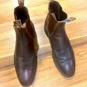 R.M. Williams Comfort Craftsman